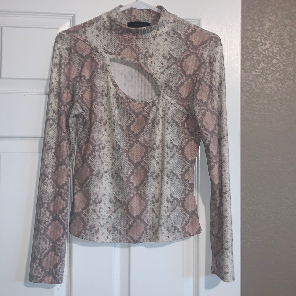 Long sleeve shirt